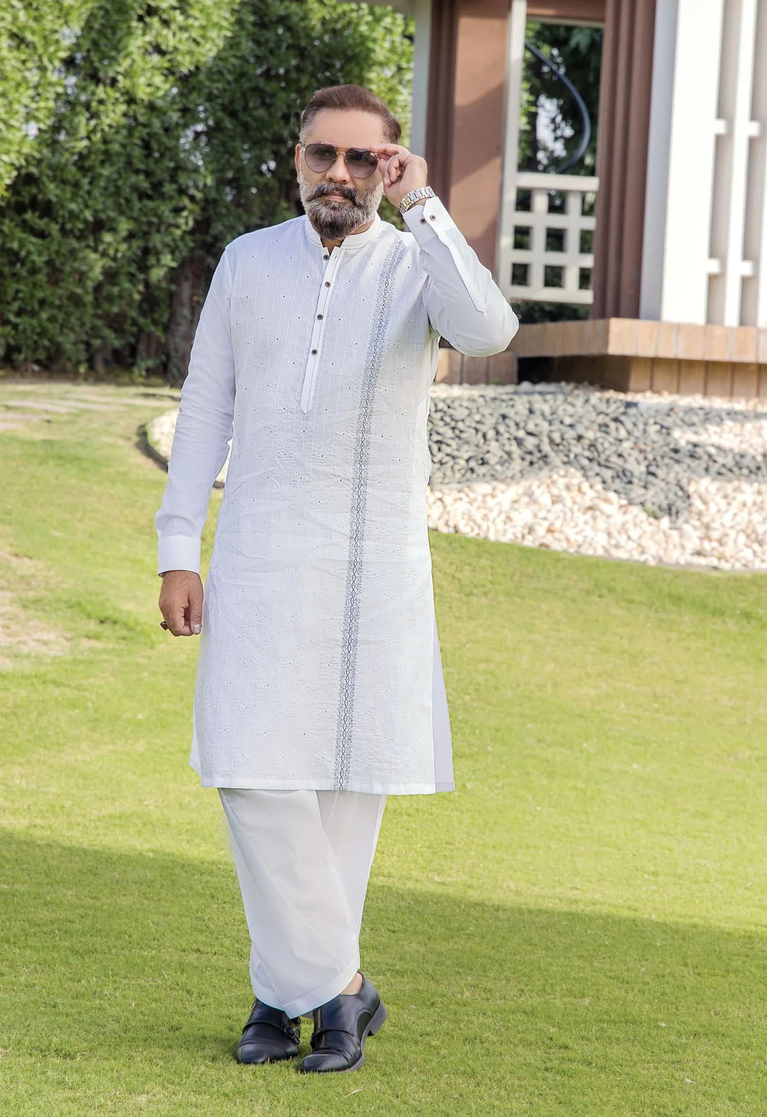 Riwaj Modern Libas-Premium Off-White Men?s Kurta Shalwar